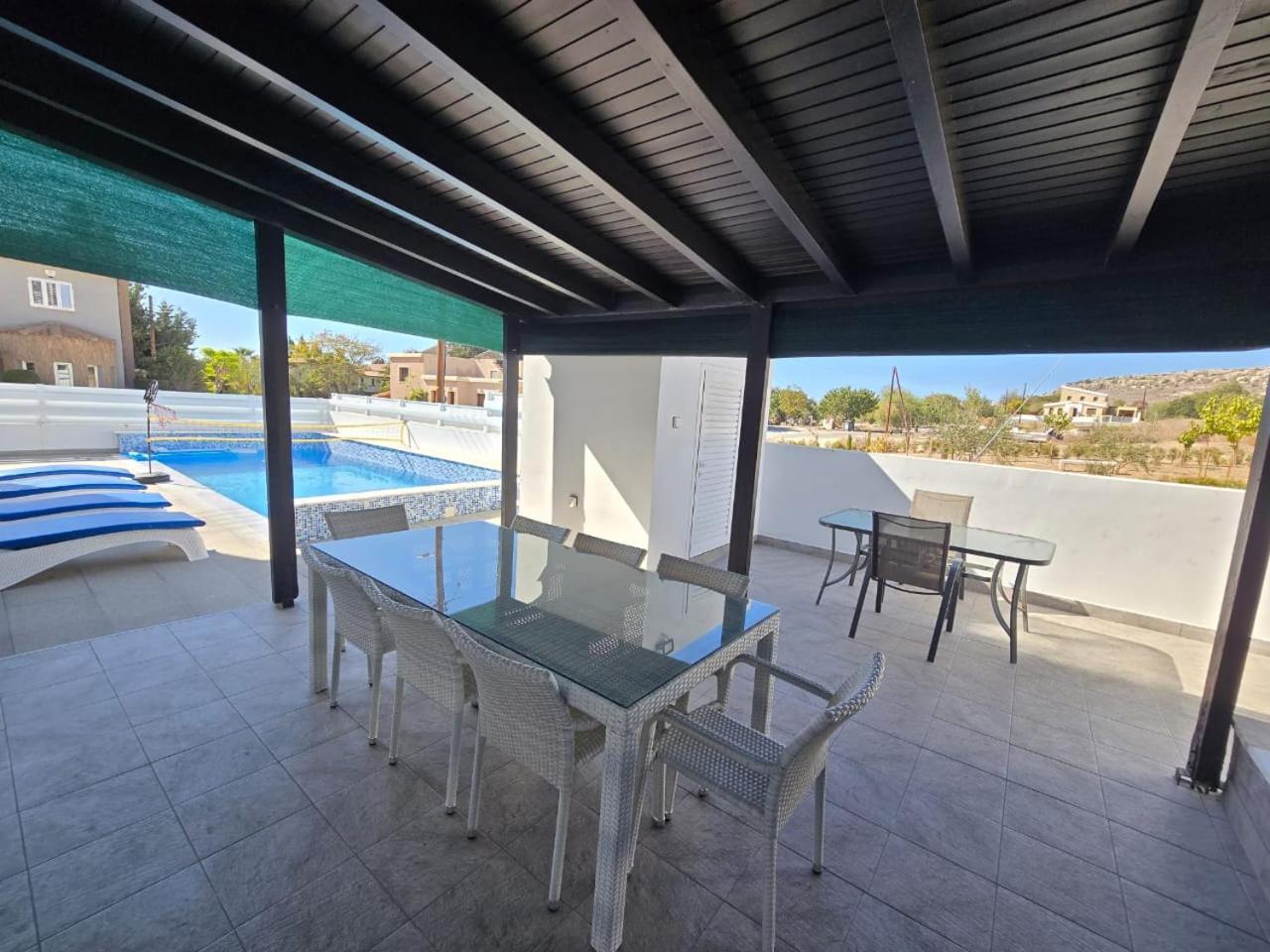 Michael Angelo Villa Paphos Exteriör bild