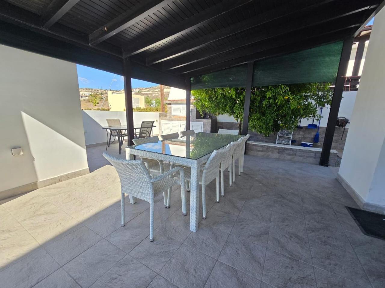 Michael Angelo Villa Paphos Exteriör bild